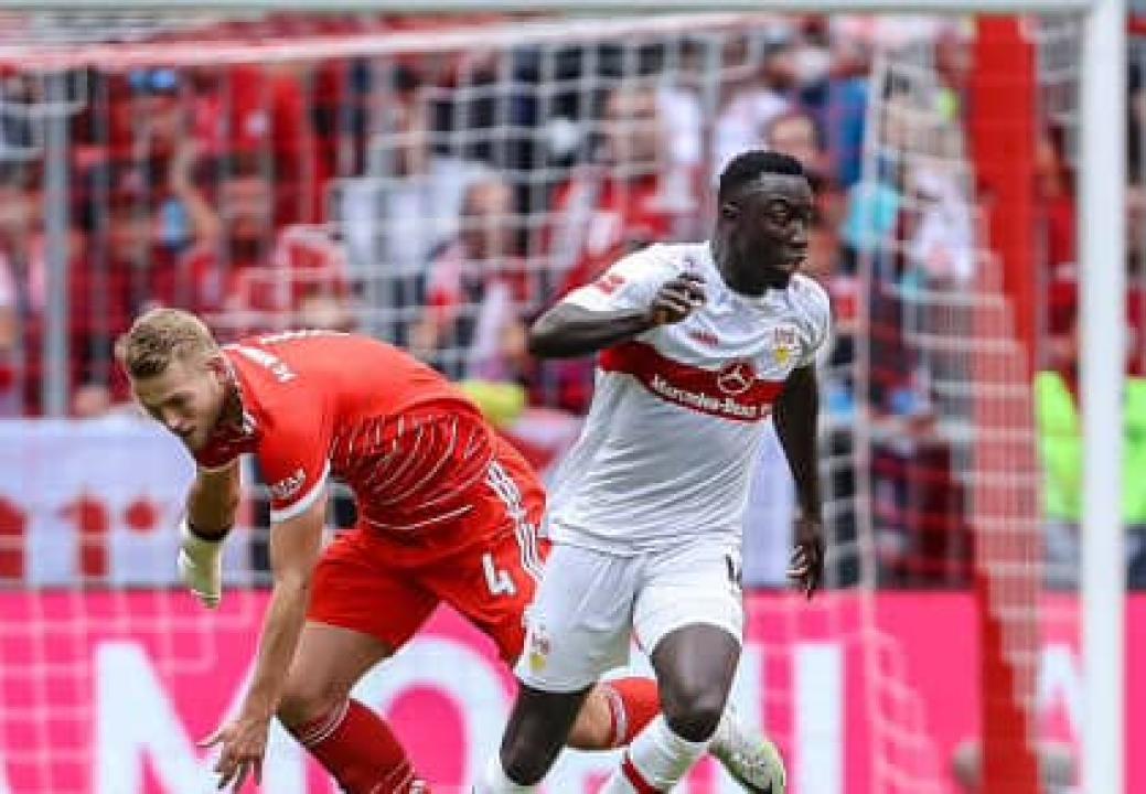  Silas Katompa en duel avec un défenseur du Bayern Munich. [Photo d'illustration]