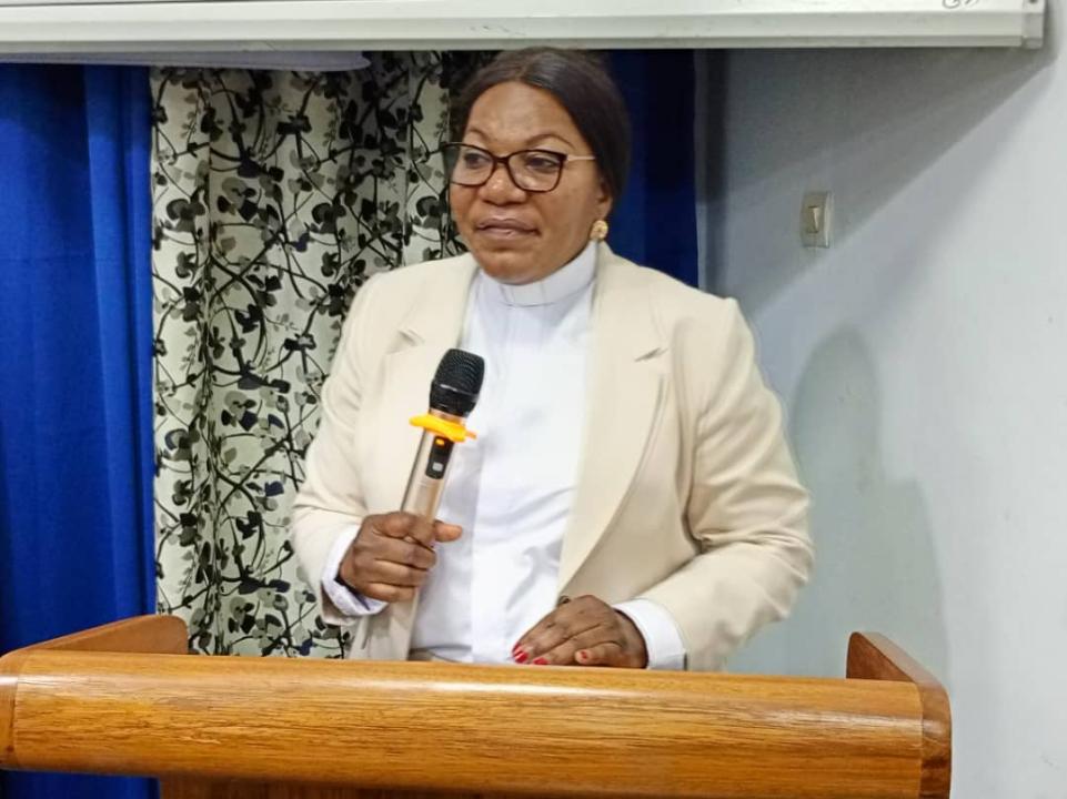 La commissaire nationale de la CNDH-RDC, révérende Véronique Ngongo Furah est coordinatrice de la Sous-Commission permanente des droits des personnes vivant avec handicap et autres groupes vulnérables