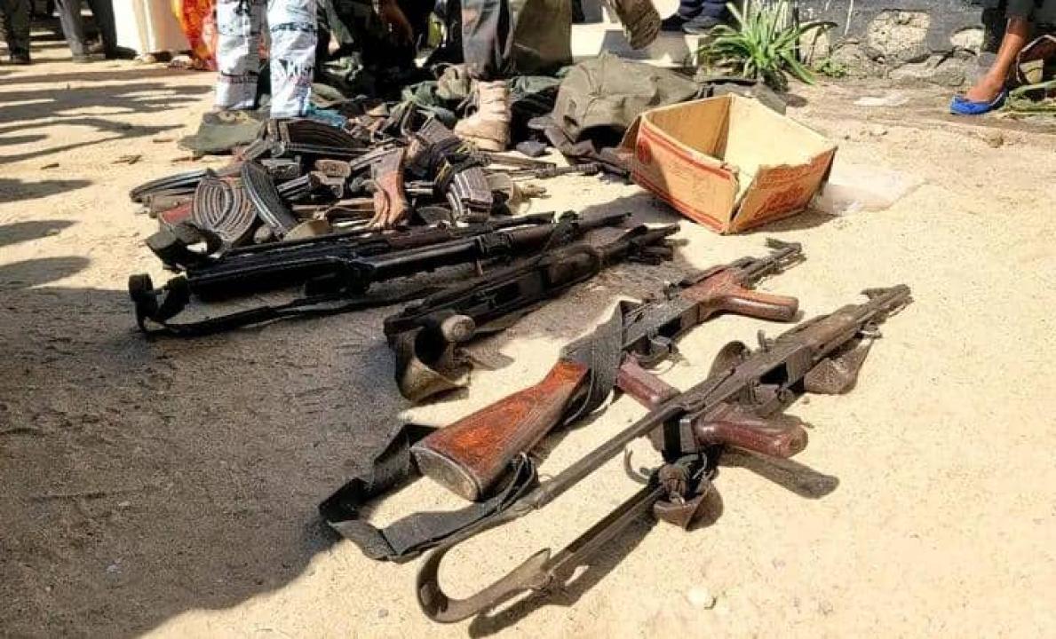 La présentation des effets militaires que détenaient 12 bandits opérant dans la ville de Goma [photo d'illustration