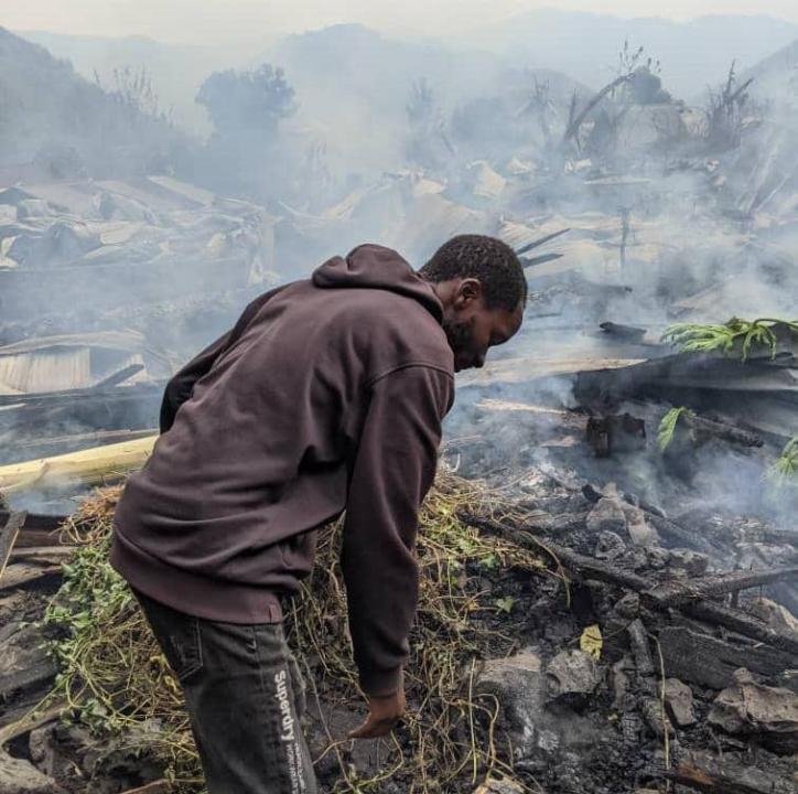 Un incendie d'origine inconnue ravage plusieurs maisons d'habitation à Sake dans le territoire de Masisi. Plusieurs biens matériels des déplacés consumés. Photo: Dimanche 21 juillet 2024