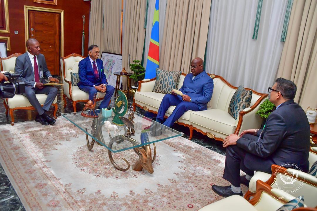 Échange entre le chef de l'État Félix Tshisekedi et l'équipe PEPSI à la cité de l'Union Africaine.