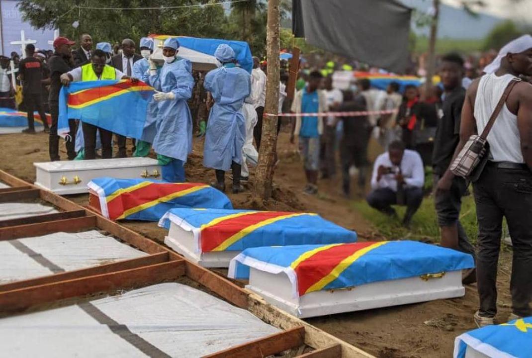 Enterrement des victimes des bombardements du M23 au cimetière mémorial Genocost à kibati dans le territoire de Nyiragongo [photo d'illustration]