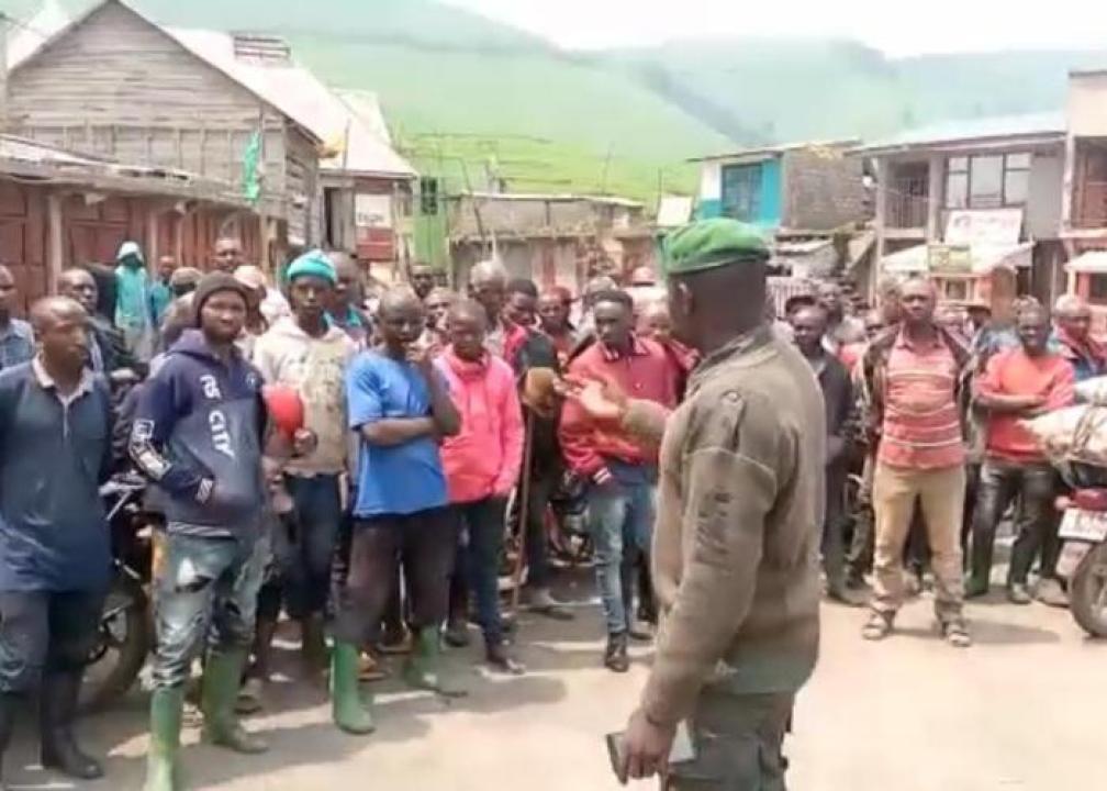 Des jeunes participant à un meeting populaire des rebelles de la coalition M23-AFC à Kibirizi [photo d'illustration]