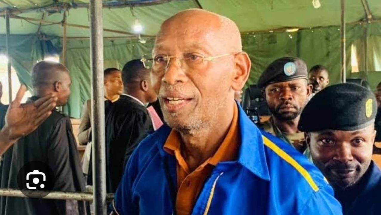 Le député national Édouard Mwangachuchu lors du procès à la prison militaire de Ndolo