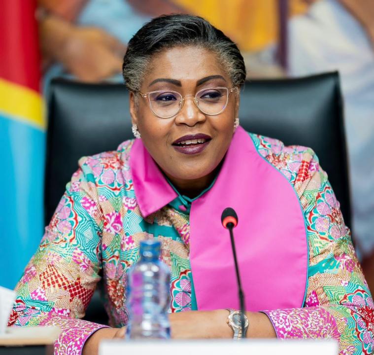 La Première ministre Judith Suminwa présidant la réunion du comité de conjoncture économique