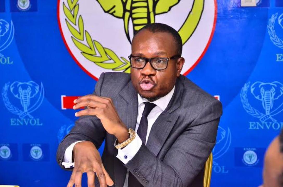 Delly Sessanga, président national de Envol