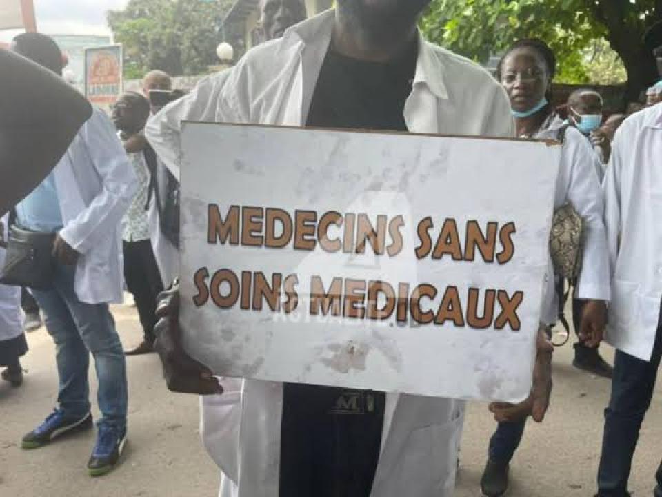 Médecins sans soins médicaux 