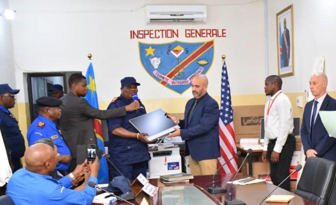 Le Com.Div.Princ. Patience Mushidi Yav et Fabien Barthez, Chef de projet Congita à l'Inspection Générale de la Police Nationale Congolaise