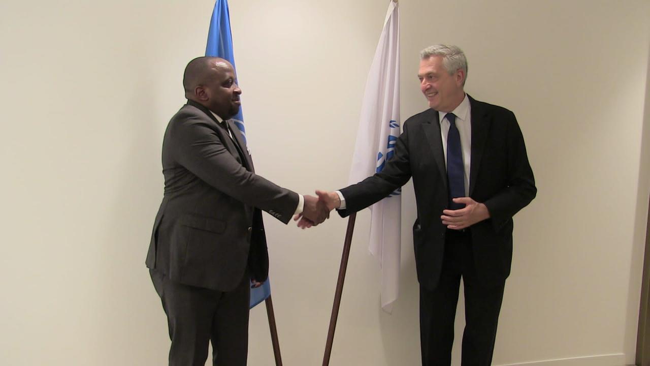 Le VPM Jacquemain Shabani et le Haut Commissaire du HCR Filippo Grandi