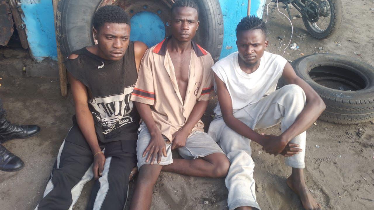 Des " Kuluna" arrêtés par la police à Mikonga, dans la commune de Kimbanseke