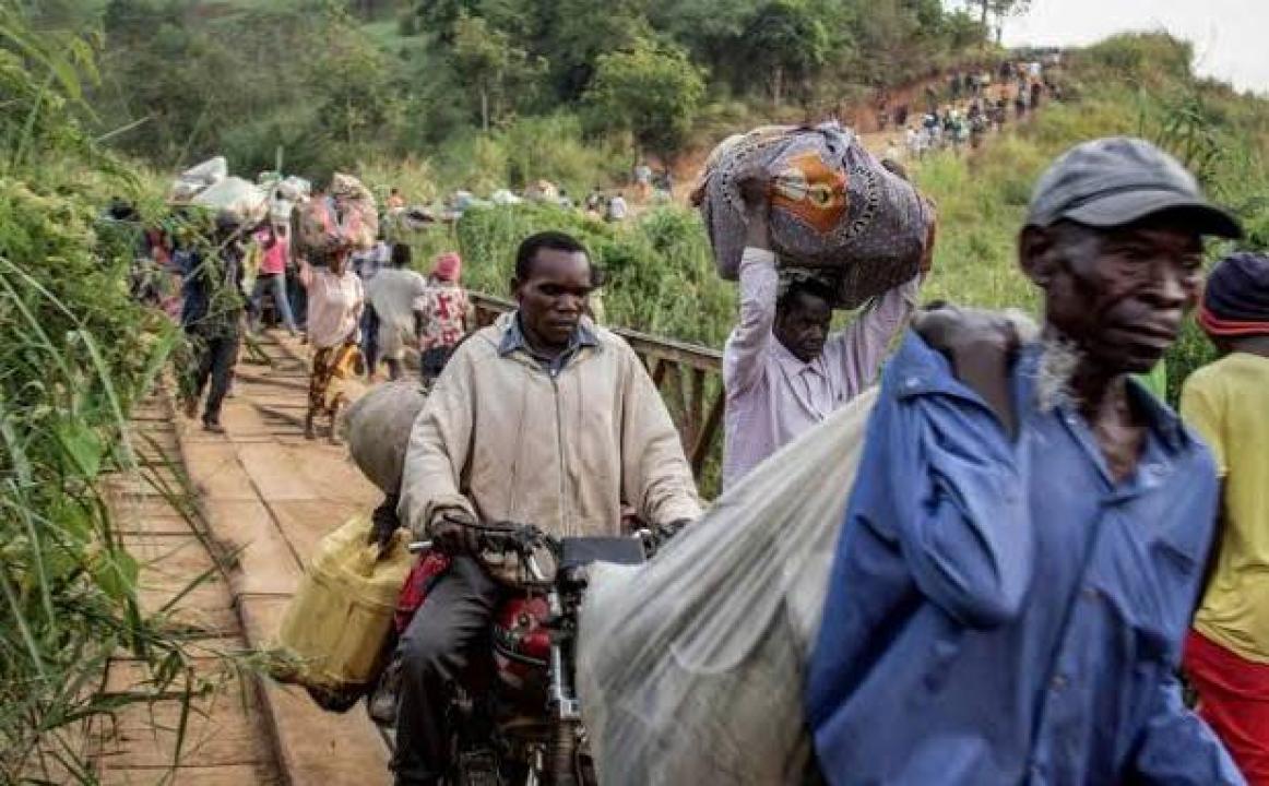 La population de Pinga fuyant l'avancée des M23.