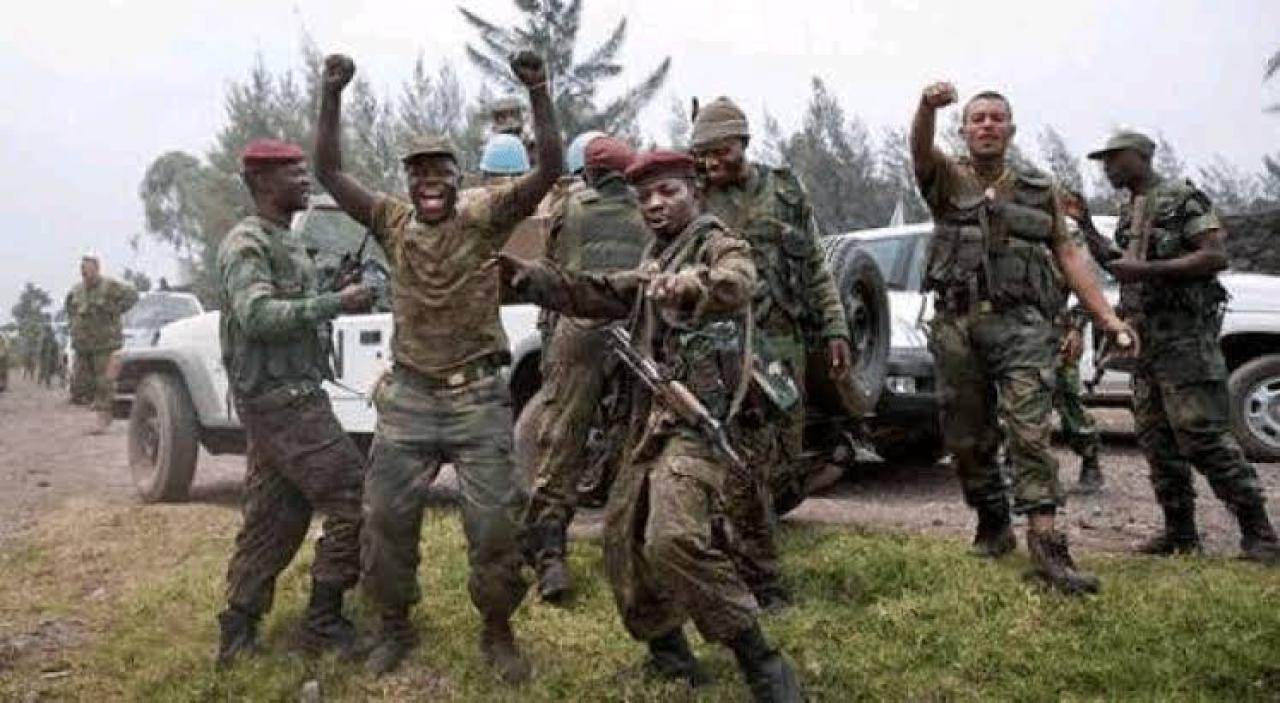Les militaires des FARDC célébrant une victoire [photo d'illustration]