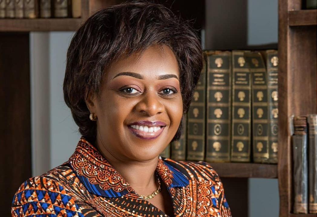 Yolande Elebe, ministre de la Culture, Arts et Patrimoines