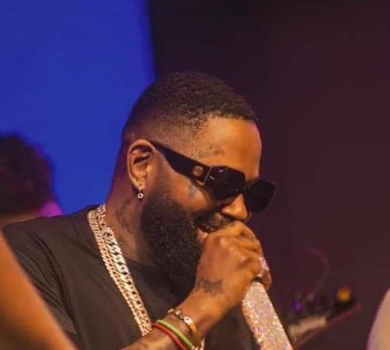 Ferré Gola lors d'un concert à Kinshasa. 