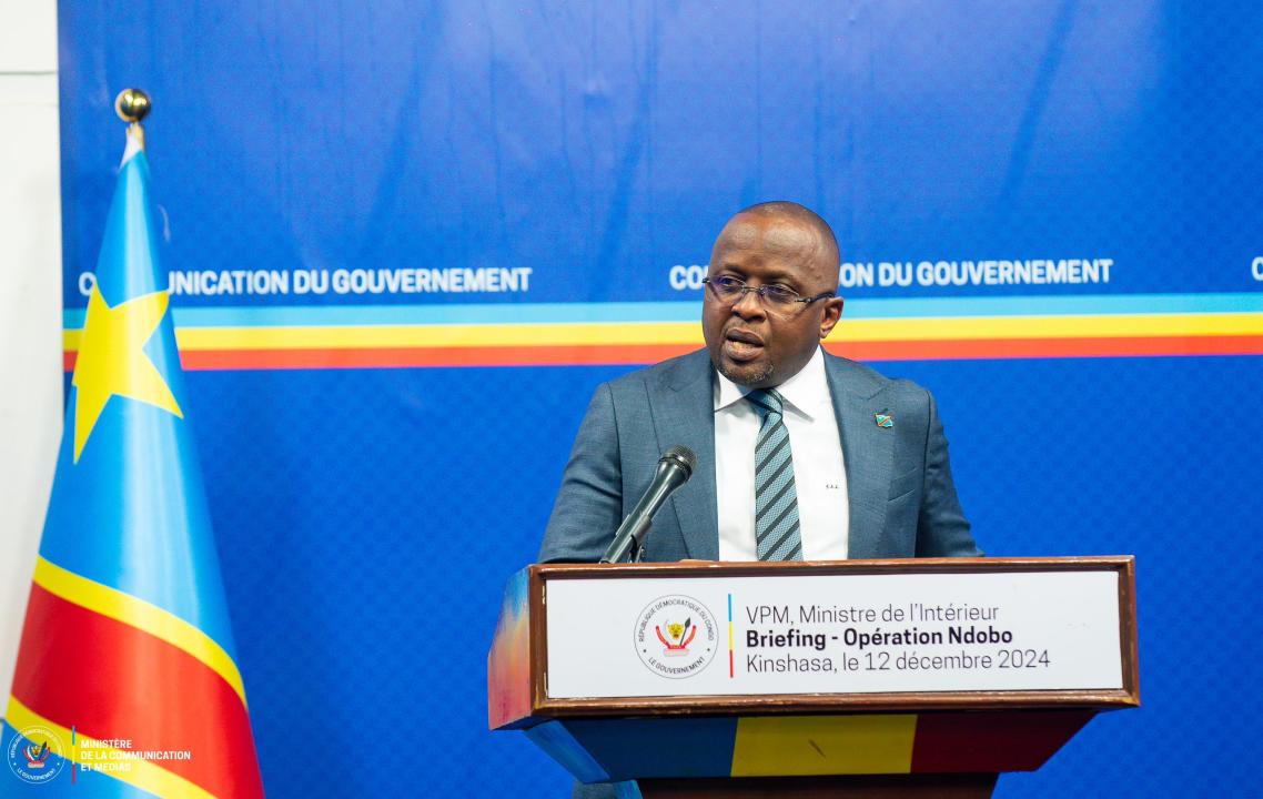 Le Vice-Premier ministre, ministre de l'intérieur Jacquemaln Shabani