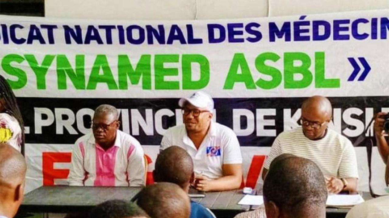 Les médecins membres du Synamed en pleine déclaration