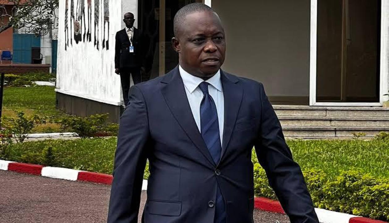 Ephraïm Akwakwa, ministre du travail