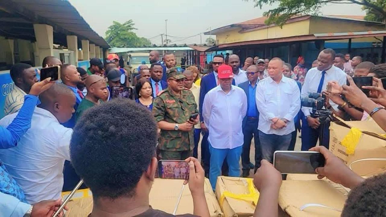 Le sénateur Taupin Kabongo à l’hôpital militaire de camp kokolo