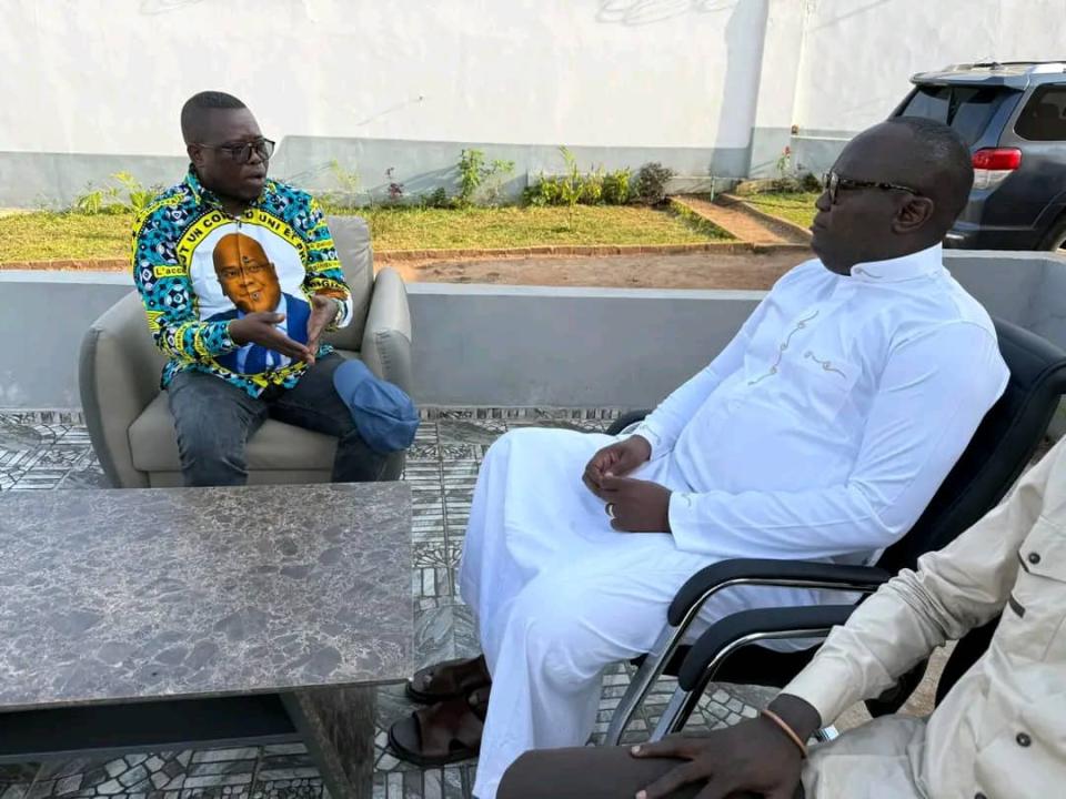 Le gouverneur du Kasaï Crispin Mukendi et le député national Guy Mafuta
