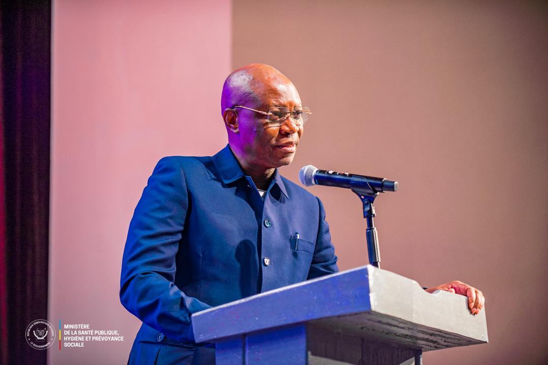Le Ministre de la Santé Publique, Hygiène et Prévoyance Sociale le Dr. Saluel Roger Kamba