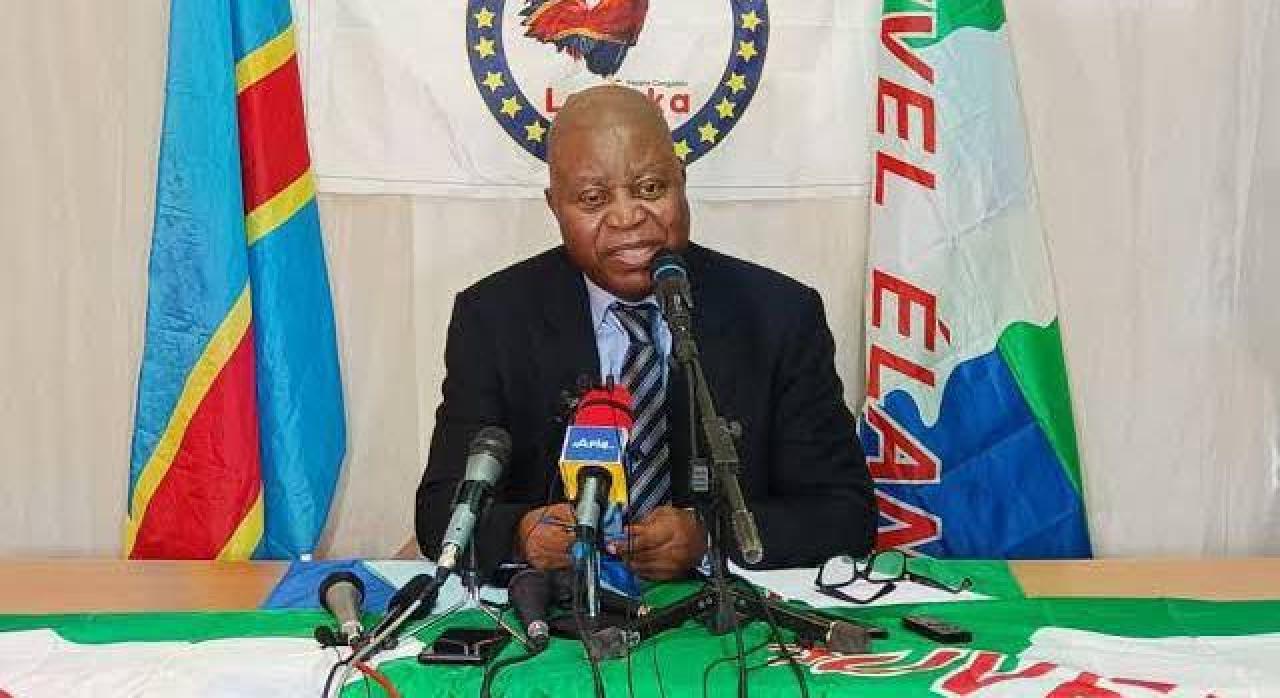 L'ancien premier ministre Adolphe Muzito, leader de Nouvel Élan