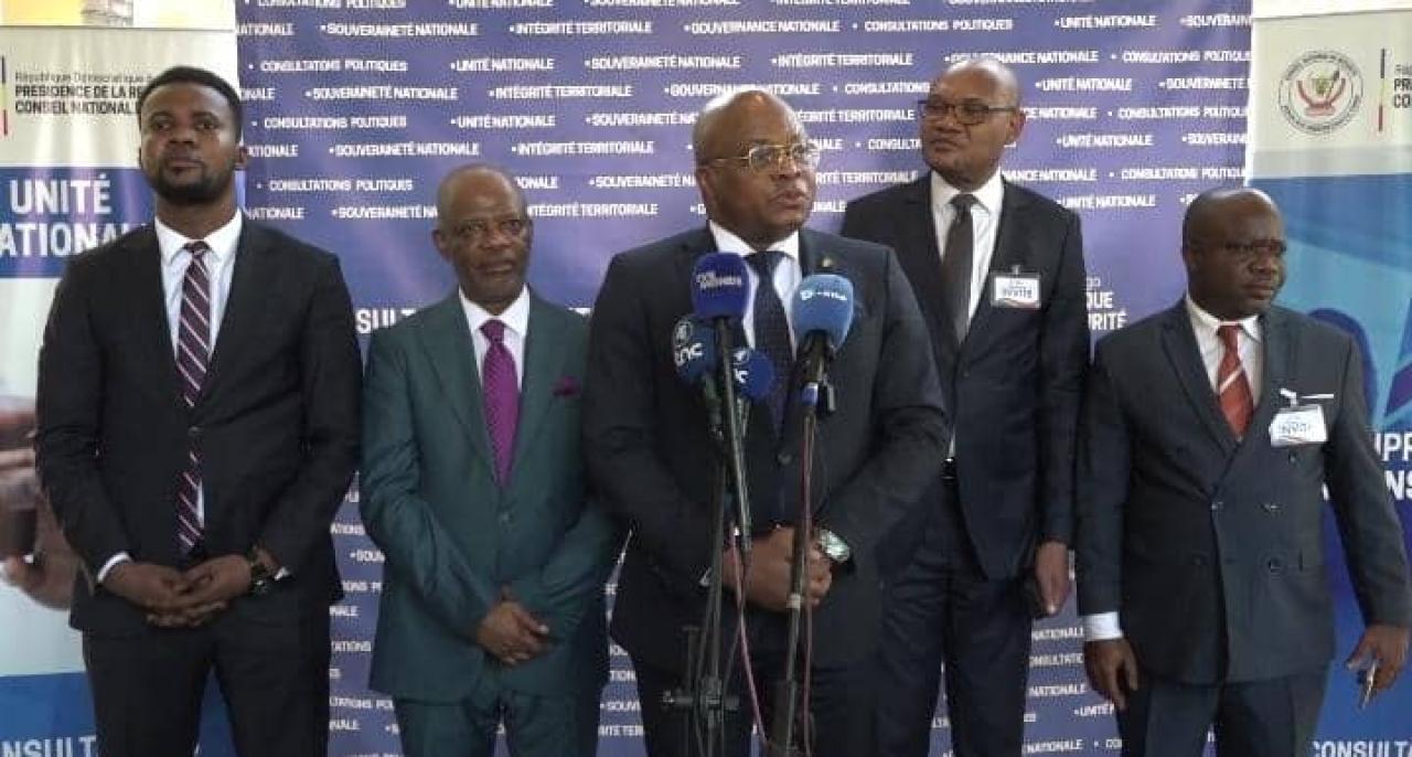 Quelques experts constitutionnalistes à l'issue de leur consultation ce mardi 08 avril 2025