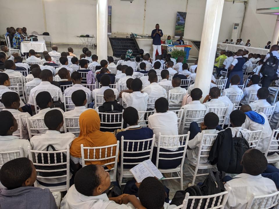 Les élèves de l'institut Zanner de Goma lors d'une activité avec l'ICCN [photo d'illustration]