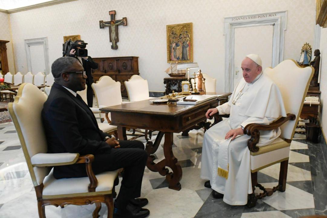 Le Docteur Denis Mukwege et le Pape François [photo d'illustration]