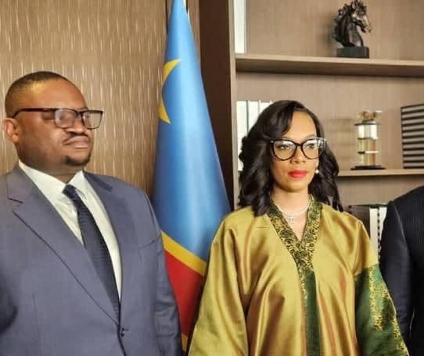 Le ministre de finances, Doudou Fwamba, et la vice-ministre de finances, O'Neige N'sele. [Photo d'illustration]