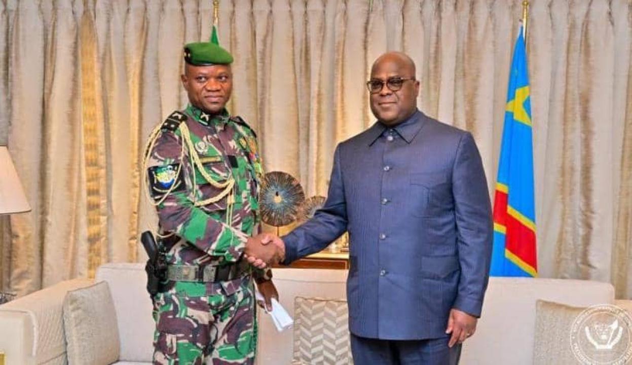 Les Présidents Oligui Nguema du Gabon et Félix Tshisekedi de la RDC à Kinshasa [photo d’illustration]