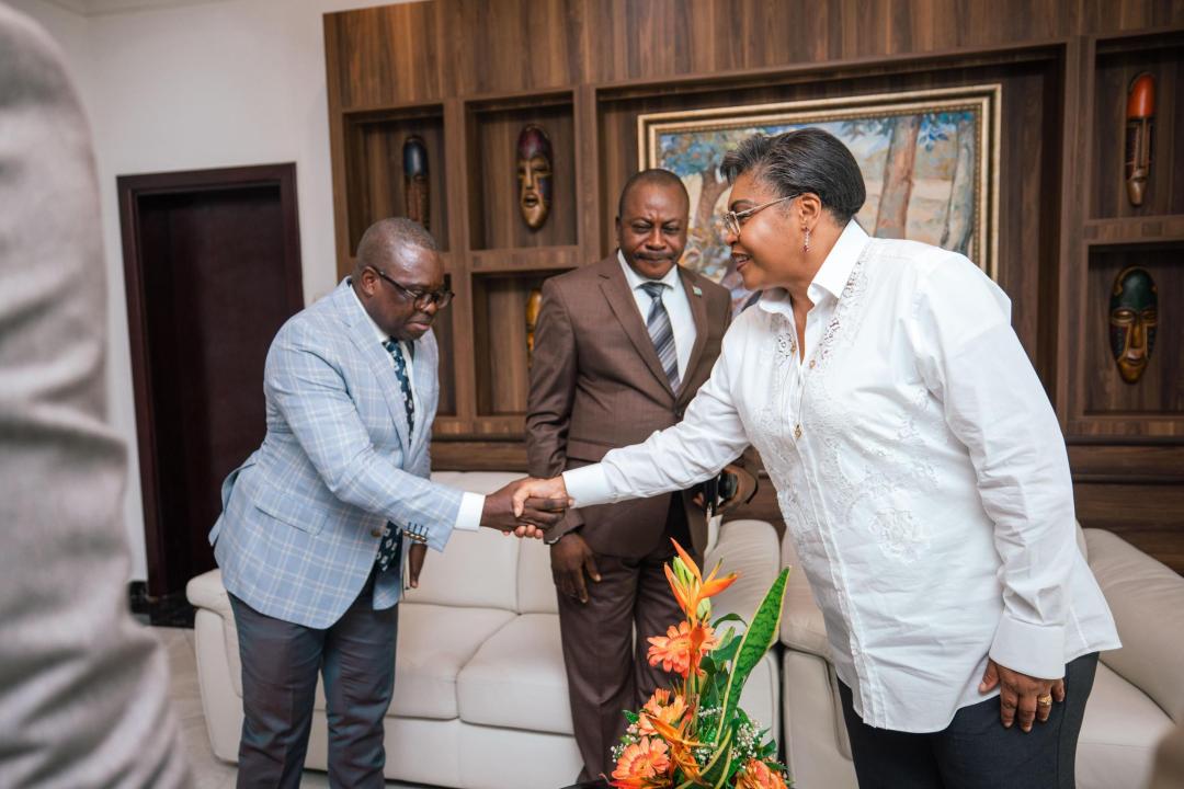 La Première ministre Judith Tuluka Suminwa et les deux gouverneurs de l'espace Kasaï