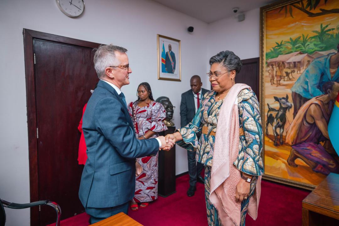 La première ministre Judith Suminwa et Hans Das, le directeur général adjoint d'ECHO [photo d'illustration]