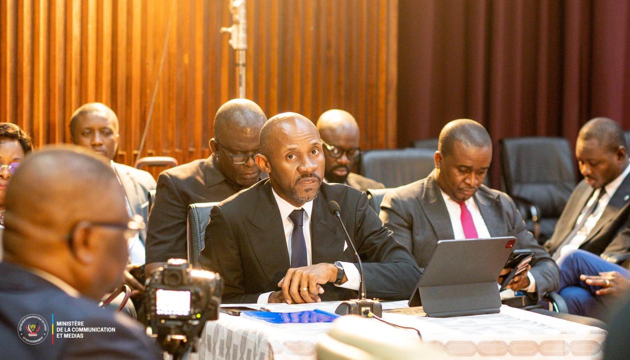 Le ministre Patrick Muyaya lors de son audition à la commission ATI-NTIC de l'Assemblée nationale