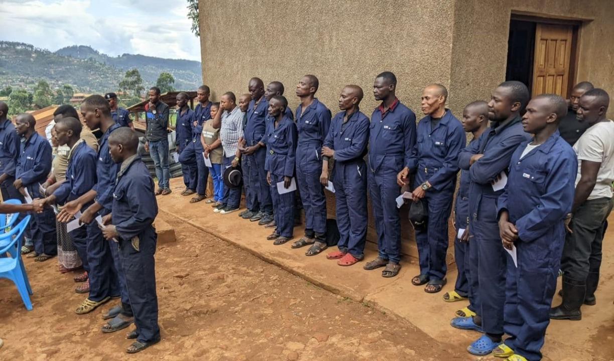 25 détenus bénéficiaires d’une grâce présidentielle quittent la prison de Kakwangura de Butembo