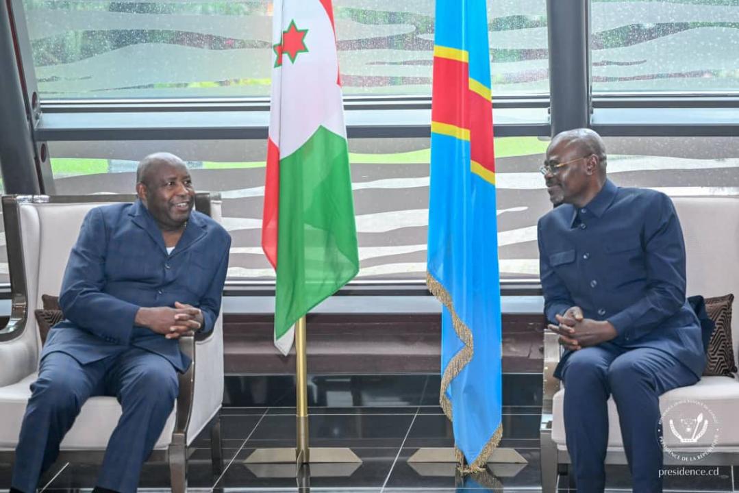 Les présidents de la RDC  Félix Tshisekedi et du Burundi Evariste Ndayishimiye, dimanche 25 mai 2025