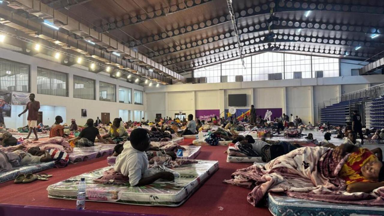 Les victimes d'inondations de Kinshasa installées au centre d'urgence du Stade Tata Raphaël