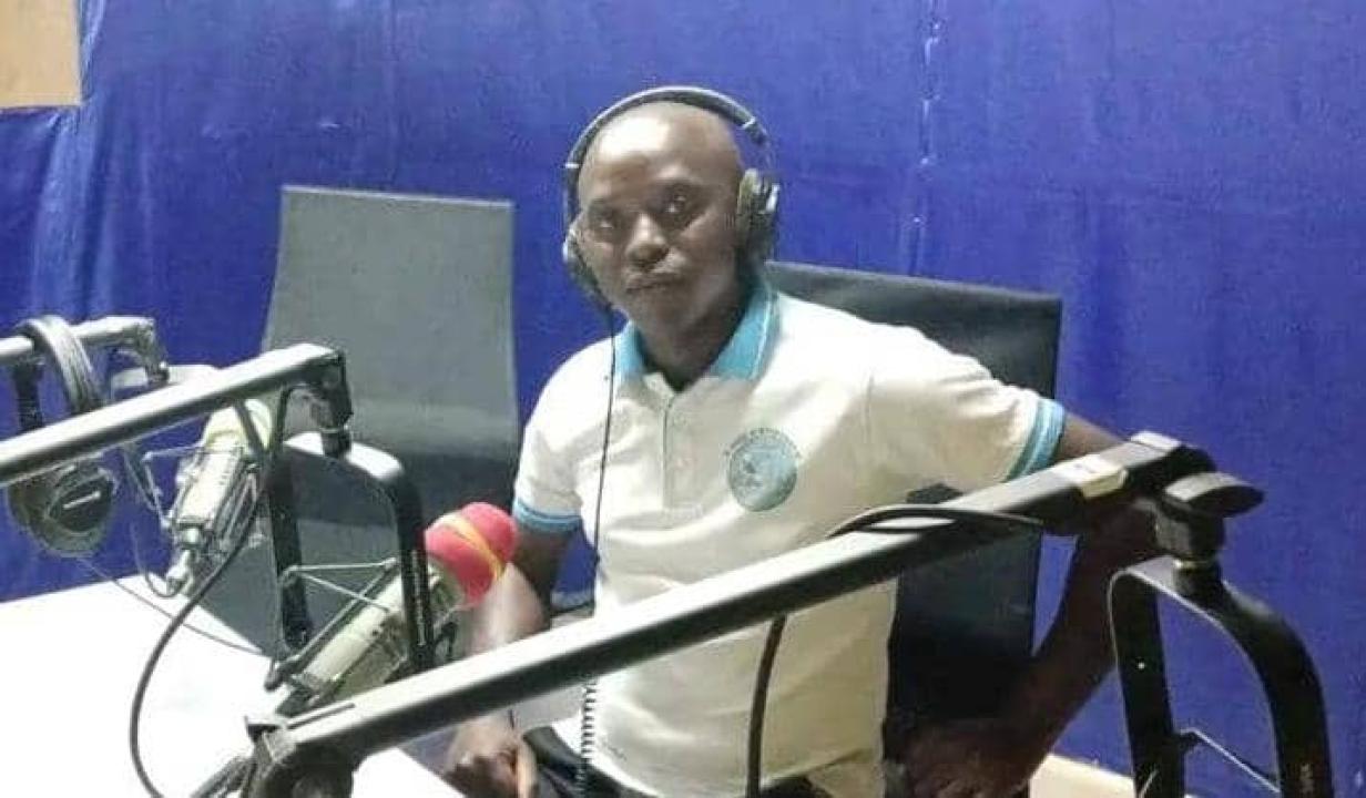 Esdras Kaghoma, journaliste à la radio communautaire Nia-Nia Amkeni de Mambasa