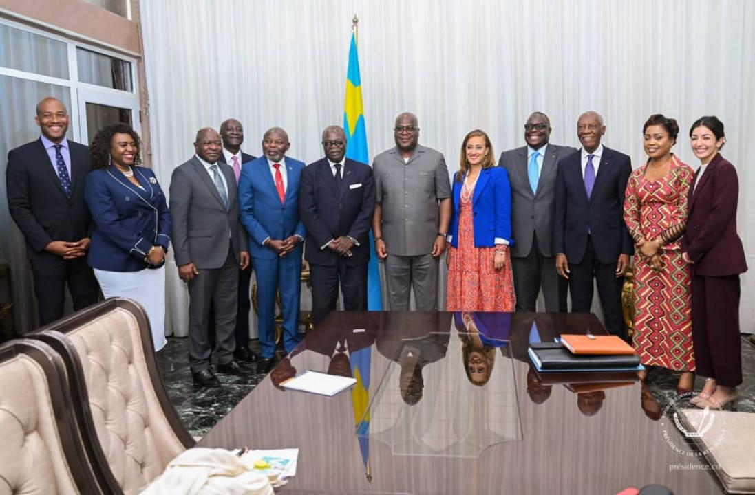 Le chef de l'État Félix Tshisekedi et la délégation de l'APF en mission de bons offices à Kinshasa, mardi 27 mai 2025