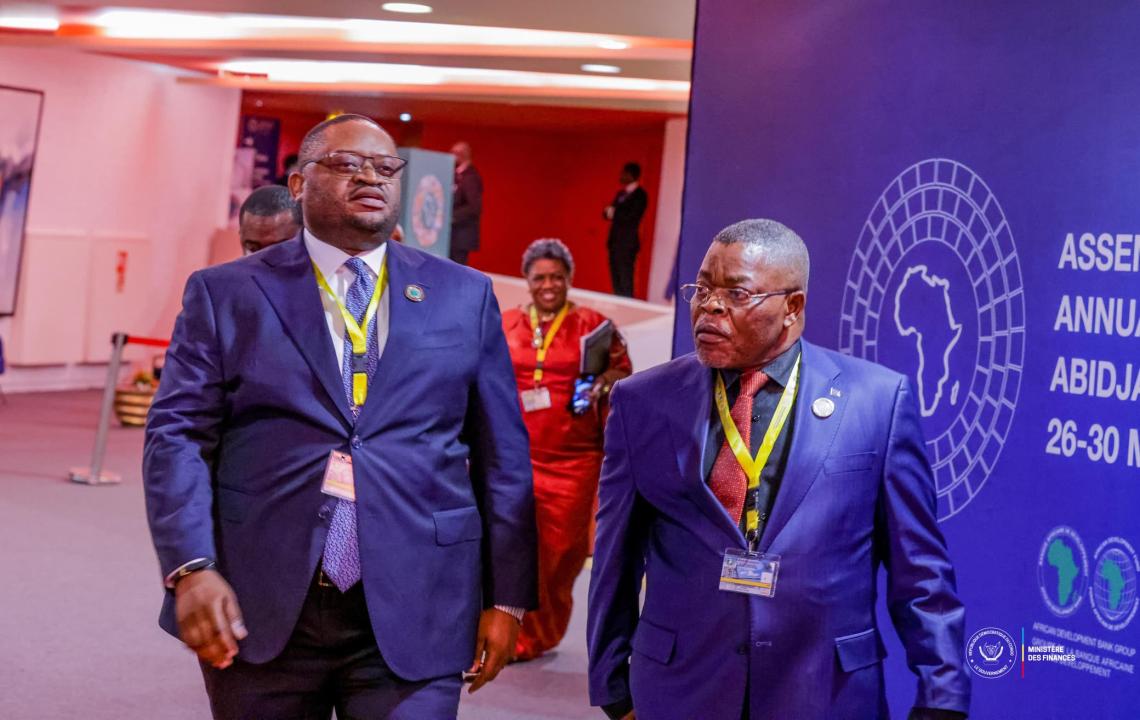 Le ministre des finances Doudou Fwamba lors de la participation au 60e Assemblée annuelle de la BAD à Abidjan