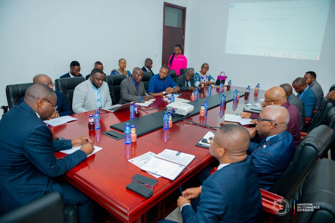 Le ministre Julien Paluku mobilise public et privé pour une participation stratégique de la RDC à l’Expo Sino-Africaine 2025
