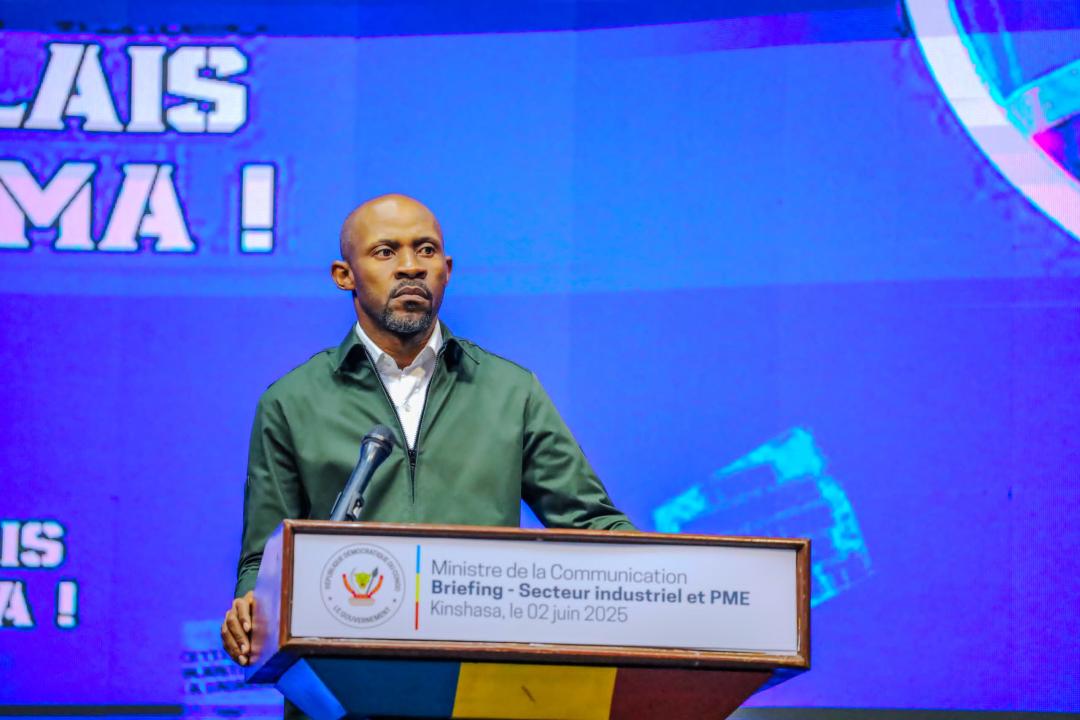 Le ministre Patrick Muyaya, porte-parole du Gouvernement congolais lors d’un briefing de presse