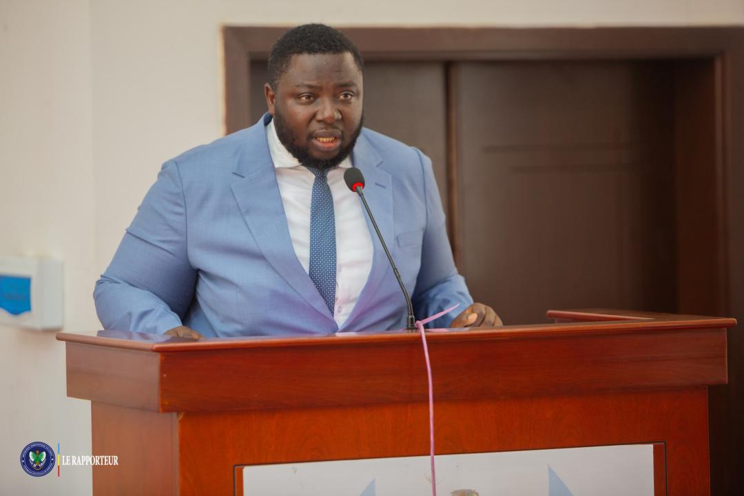 Le ministre provincial en charge des Infrastructures Alain Tshilungu