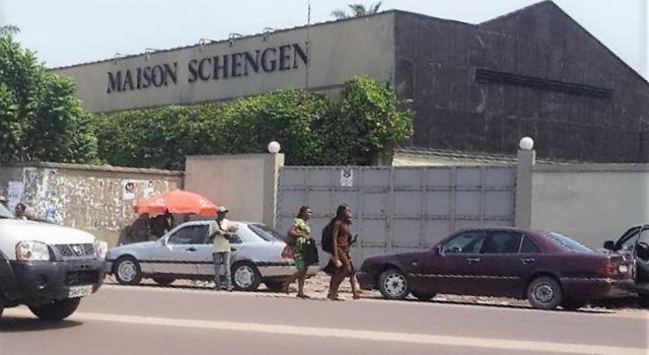 Siège du Centre Européen des Visas (Maison Schengen) à Kinshasa