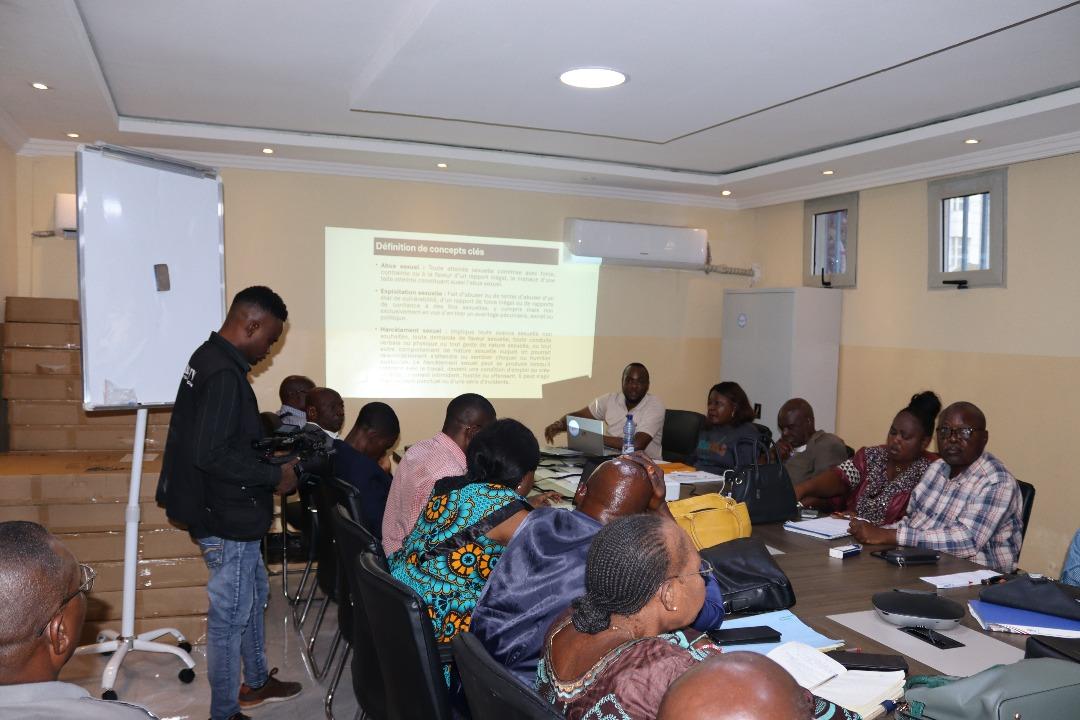 Les formateurs en leadership pédagogique réunis pour le dernier réglage avant début de la formation