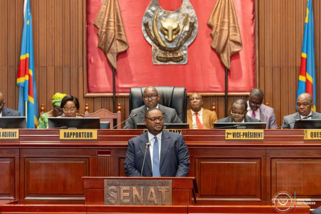 Le ministre des finances Doudou Fwamba au sénat, jeudi 12 juin 2025