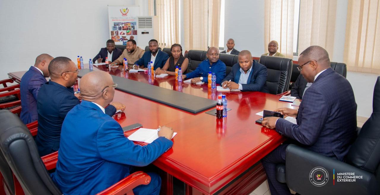 Le ministre Julien Paluku Kahongya du Commerce extérieur échange avec la coordination de la société civile du Nord-Kivu