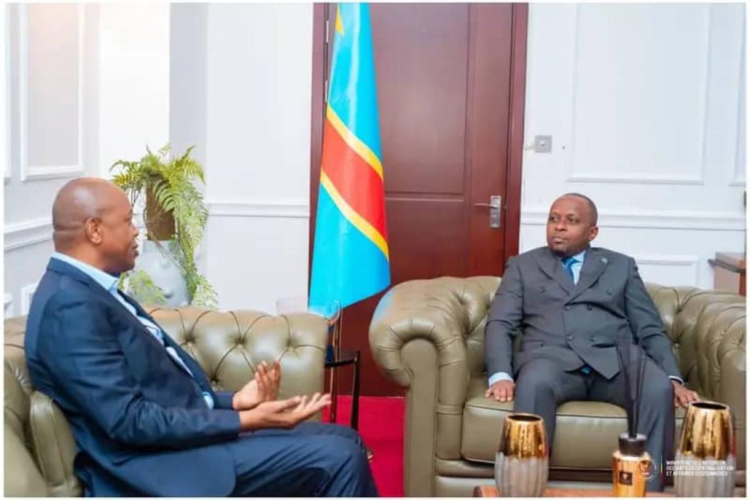 Tête-à-tête entre Denis Kadima, président de la CENI et Jacquemain Shabani, VPM de l’Intérieur