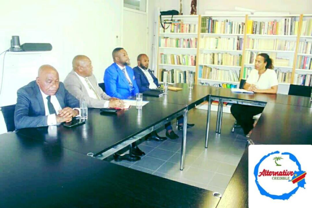 La délégation du regroupement politique «Alternative Crédible» conduite par Kashogy Kalambayi