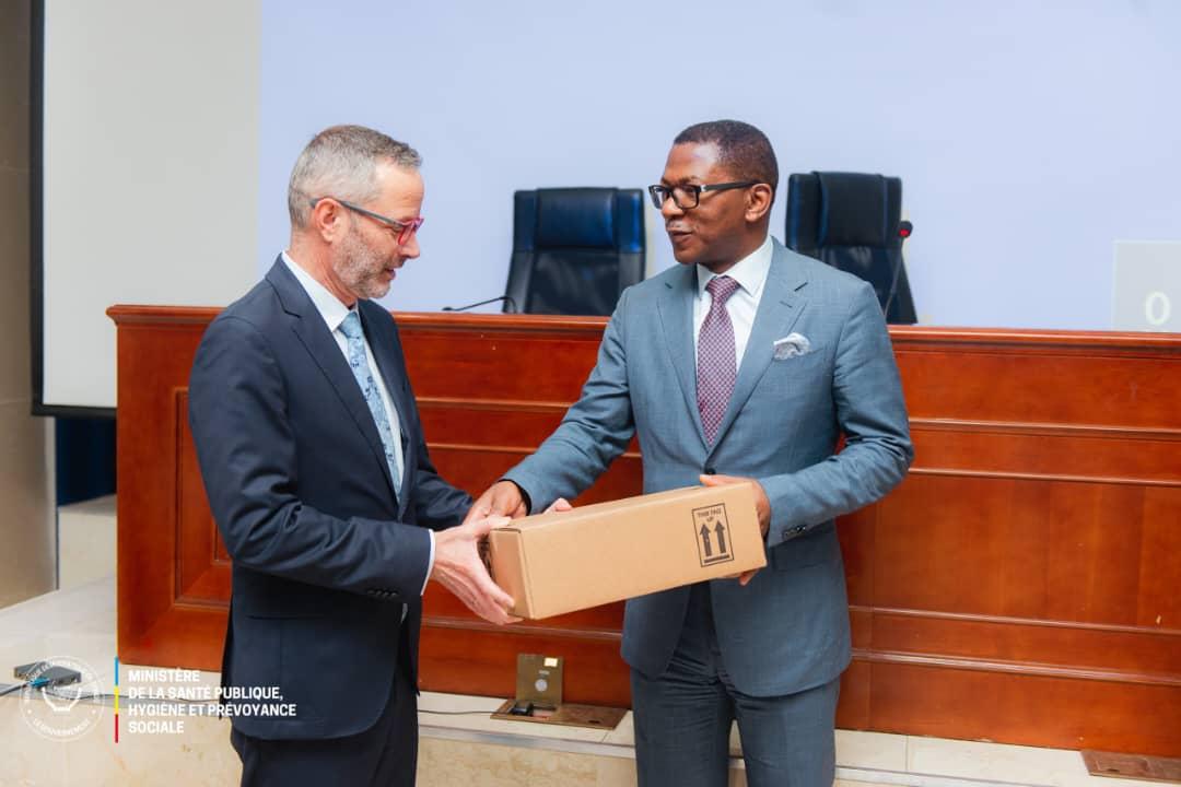 L'ambassadeur de la France en RDC et le Directeur de cabinet du ministre de la santé, ce lundi 23 juin 2025