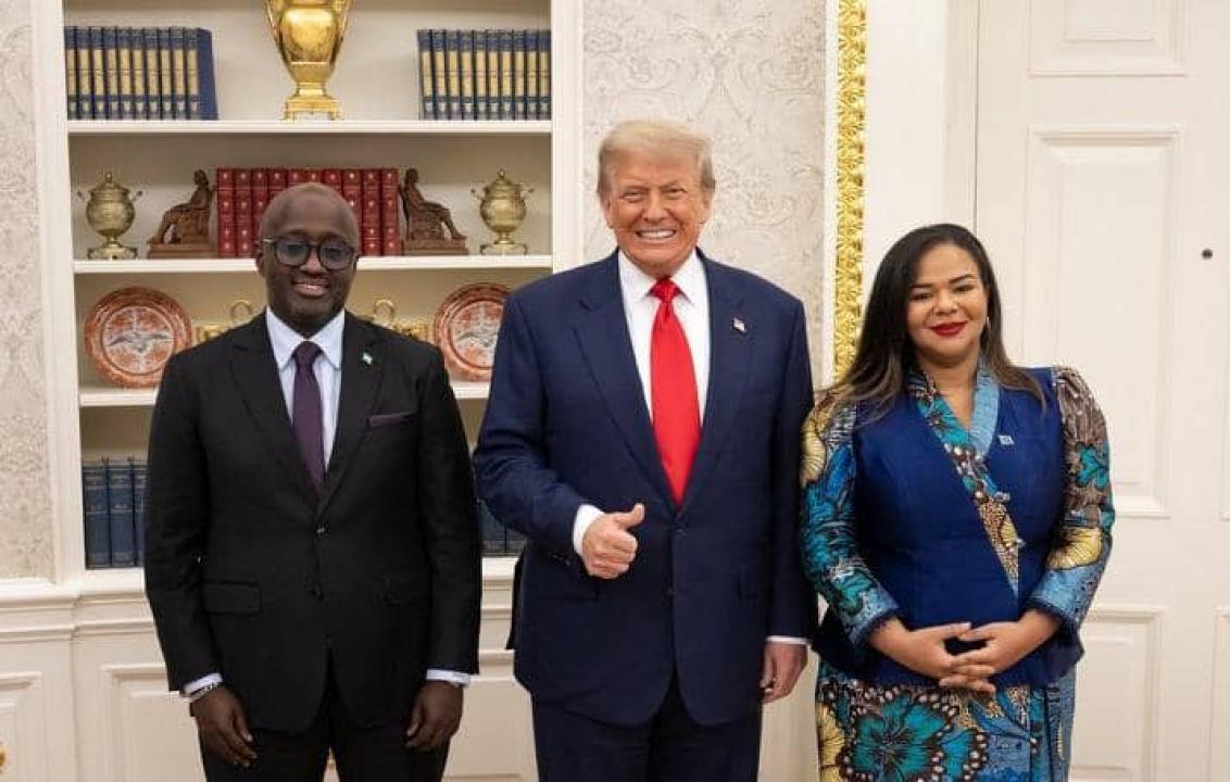 Le Président américain Donald Trump a reçu les ministres des Affaires étrangères de la RDC et du Rwanda au Bureau ovale, après la signature de paix
